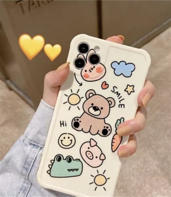 Trang trí điện thoại bằng sticker 2026