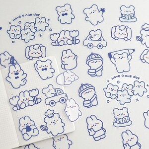 Trang trí điện thoại bằng sticker 2026